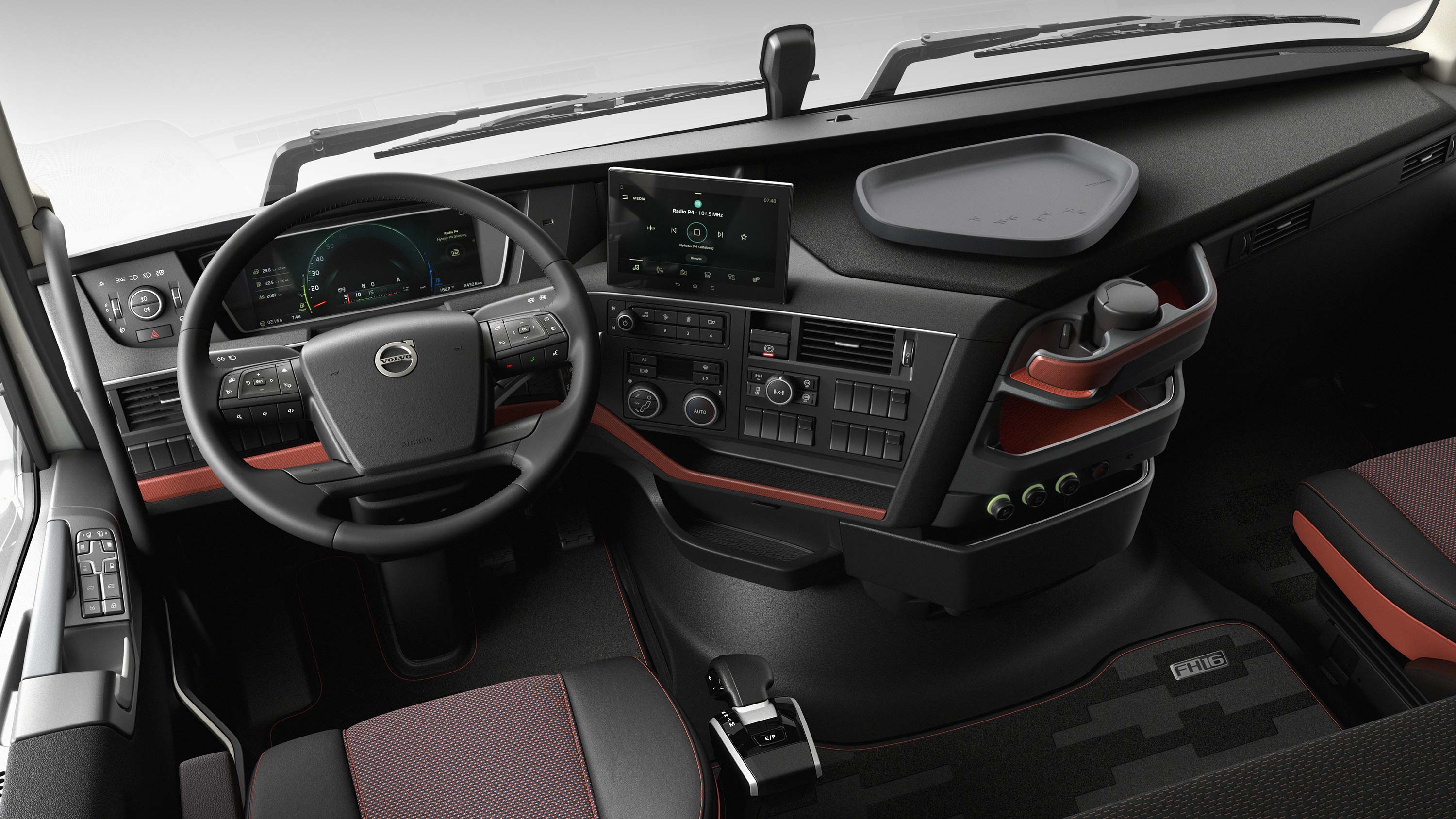 Prin intermediul interfeței pentru șofer Volvo FH16, șoferul poate controla cu ușurință autocamionul.
